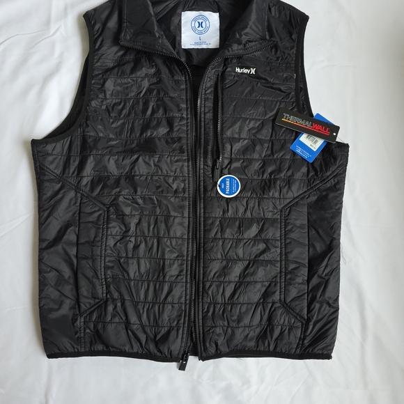 Hurley Black Quilted Vest - Picture 1 of 14